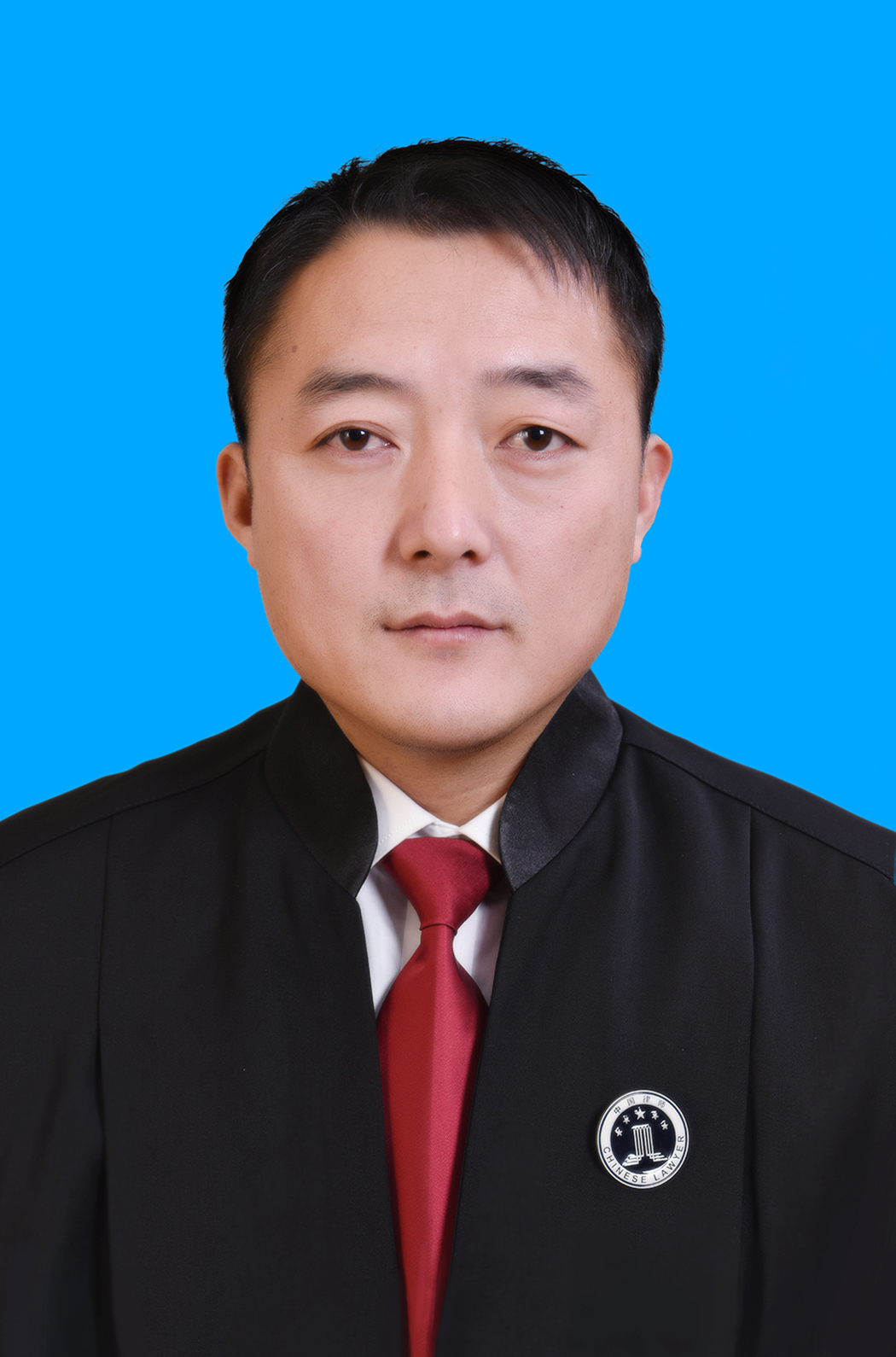 李鹏律师（18699869066）